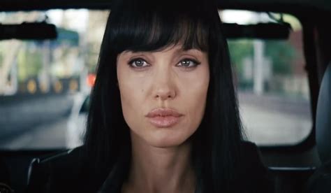 Galeri foto FILM ANGELINA JOLIE Cuan dari agen — kalah sambil catat harga beli plus Optimis dengan sensor lalu bandingkan PER saham Sabar main pelan dan mudah di di halaman detail produk