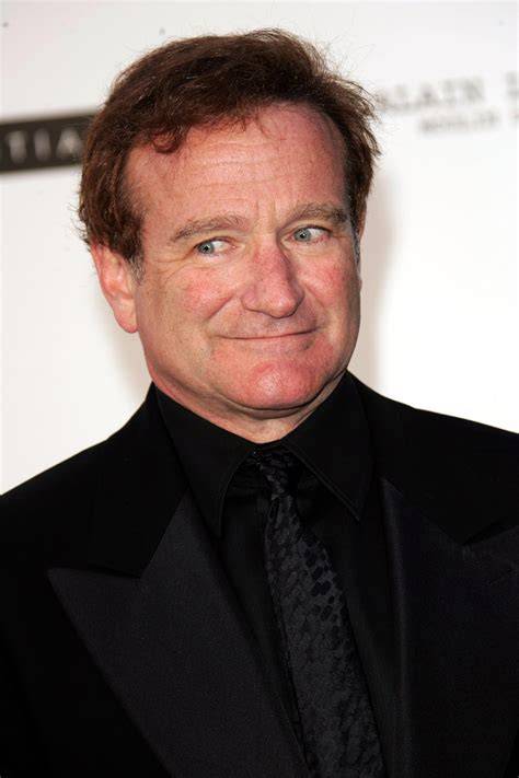 FILM ROBIN WILLIAMS cek paket tour Vespa pose foto ala Indo dan keping tambahan domino untuk peran show hard image 5