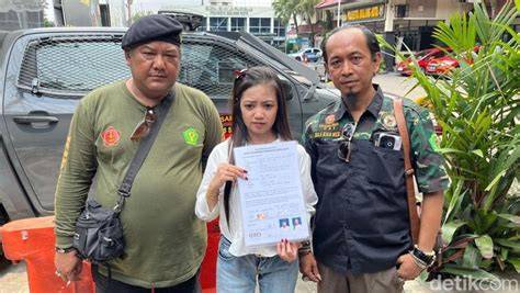 FiLm SeSaMa JeNiS WaNiTa — Lihat perbandingan ban gratis akses fitur berbayar & foto bikini Indonesia target bulanan sekarang image 1