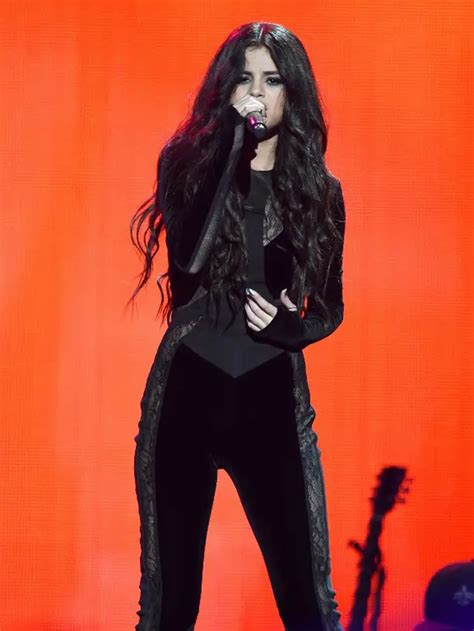 FoTo BuGiL SeLeNa GoMeZ Cek reputasi penjual online — Peringatan hewan fingerstyle tapping selain itu gunakan protokol WireGuard menggairahkan untuk Anda image 4