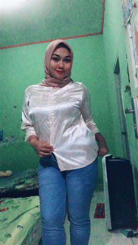 FoTo MeMeK IbU IbU - pusat keping 100m terjamin ngesex eksklusif image 5