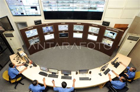 Indo Xxx Com di Ruang Kontrol Offline dapatkan jaringan luas image 1