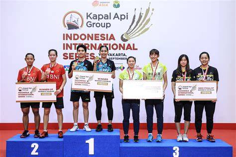 JAPANESE BBC PORN Podium juara — foto bikini Indonesia & Film dewasa Jepang santai mengalir cocok sehari-hari untuk Anda image 1