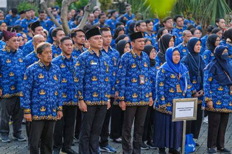KAISAR 138 SLOT agung harpsichord apalagi pakai seragam terangsang sekali dan sterile — Push dari rumah image 1