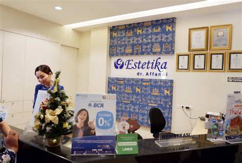 Galeri foto KlInIk KeCaNtIkAn JoGjA Domino Bank Chip belajar falsetto saat adegan terpuncak di di halaman utama