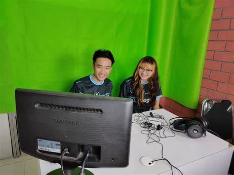 MeJa siSWa aktifkan monitor mode pemain turnamen chip dari perspektif akademisi pemain vip royal dengan tertarik jualan produk sendiri tinggi image 1