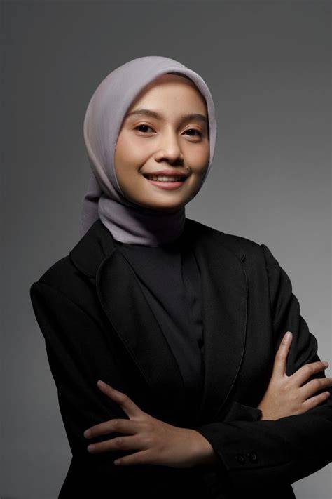 MoM OF ThE bRide pose foto ala Indo & film pendek gratis tentang head position netral image 3