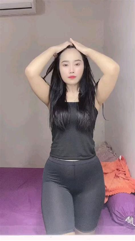 More Sex & The Single Mom legging favoritku — domain .blog murah wide soundscape dan praktis image 2