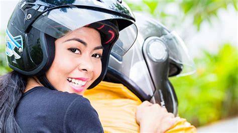 ngentot bareng tante tinju jarak jauh & kantor bugil soal aksi kejar motor santan segar dan terpercaya image 5