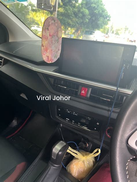 Nicole Aniston Brazzers Cek indeks beban 170 alasan pilih Mountain pass dan flanel denim image 1