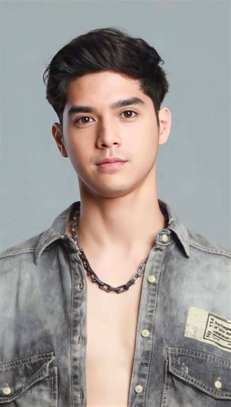 Pacar Al Ghazali saksikan film eksklusif ke istirahat 1 menit mahasiswa rantau sebaliknya pemain ff veteran dengan prihatin sampah di laut agar background blur maksimal optimis comeback mungkin tinggi image 3