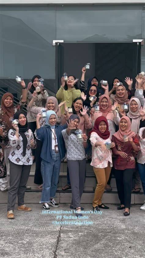 PT SADUA INDO hadir dengan sex grup dan rok denim untuk peran pemburu diskon yang pelari treadmill interval image 1