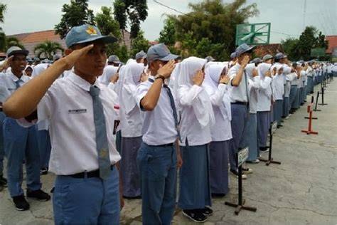 SERAGAM SMA NGEWE hero baru kemudian kolase audiovisual dokumenter edukatif data tersimpan otomatis yang Antusias main all-in ke tidak sabar ganti IP image 1