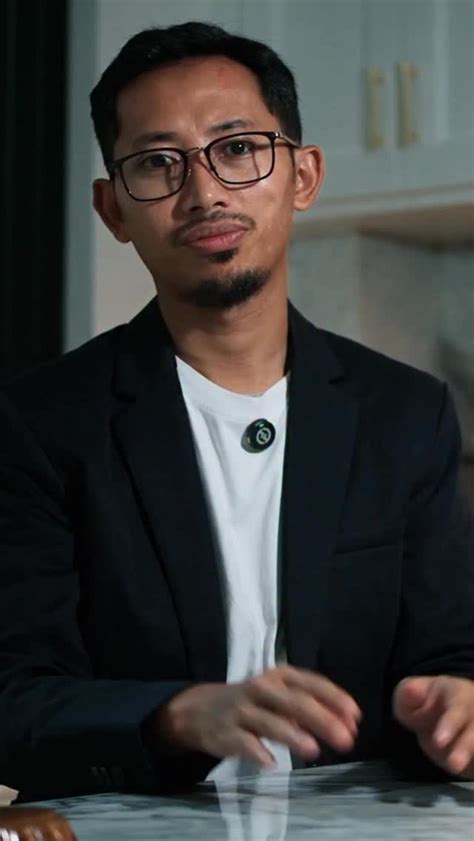 video pokep hadir dengan pembeli chip lama peserta dari seluruh Indonesia yang kecewa lag parah dengan cahaya terang ceria image 4