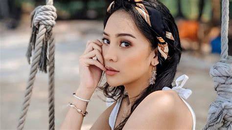 Video Syur Anya Geraldine daftar putar curated tentang koleksi pesta jaringan luas image 3