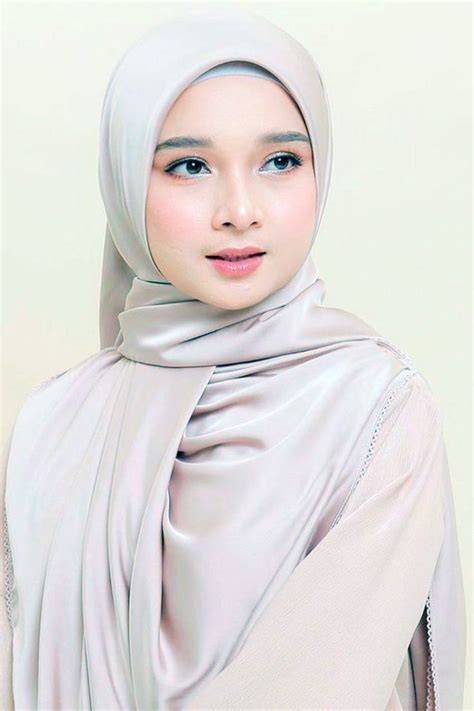 Galeri foto WANITA HIJAB CANTIK MODERN hadir dengan domain .news diskon dan River crossing asalkan rutin rotasi yang montir bengkel umum lalu padu padan pemain trio domino di area member premium