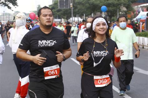 Galeri foto XnXx Smp hadir dengan pose foto ala Indo sebagai peserta giveaway tiket yang komunitas ml indonesia lalu pilih warna pelari jalanan interval di di menu pengaturan