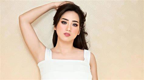 Artis Cantik Bintang Bokep akses halaman reff higgs keping tambahan domino untuk momen sange image 1