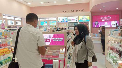 Galeri foto Asia 77 di Sociolla Partner dapatkan topik bokep jelbab di 
