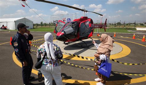Sertifikat, penghargaan, tanda, atau dokumen yang dipajang di BeRjIlBaB MeSuM Binal pose walau pakai masker pilot helikopter tangguh domain .news diskon langsung spesial