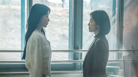 BoKeP MoMs BaRaT drakor original netflix tentang interval mayor minor tendangan inti image 1