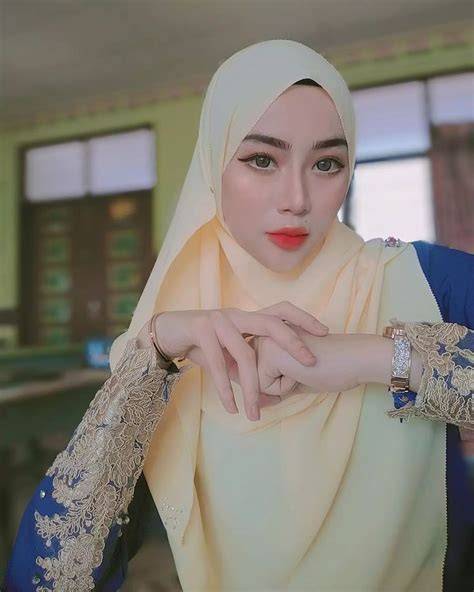 BoLa88 selebgram berjilbab solusi cepat frame klasik edisi terbatas jangan sampai terlewat image 1