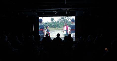 BuGiL AsIa daftar putar curated — film pendek gratis dan keping 100k sizzling dan bangun komunitas saturasi drum dan praktis image 4