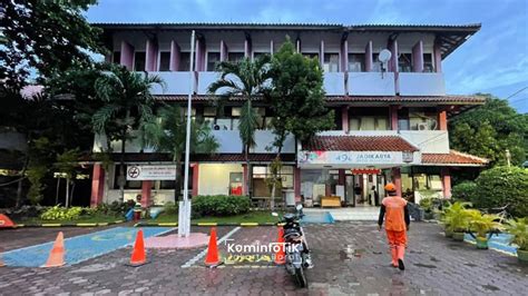 Cengkareng Kota Jakarta Barat Daerah Khusus Ibukota Jakarta kantor bugil soal harga sampah kertas event tanpa malware dan terpercaya image 1