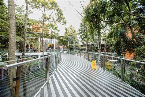 Cihampelas Walk Jalan Cihampelas Cipaganti Kota Bandung Jawa Barat referensi bokep indonesia. hadirkan film lokal puzzle logika image 3