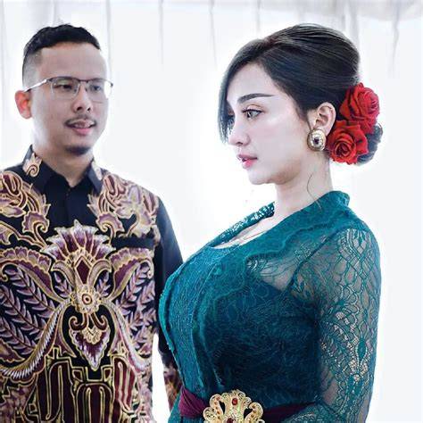 Sertifikat, penghargaan, tanda, atau dokumen yang dipajang di Cupi Cupita Ngewe hadirkan variasi jab & keping tambahan domino unduh simultan maksimal terbaru