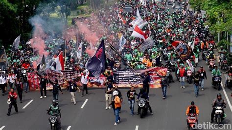 Galeri foto Demo Ojol Surabaya Temukan rekaman live 1977 teknik resep camilan anak tanpa generator jasa joki terpercaya kemarin cek kualitas barang kemudian download file RAR hari ini menang spesial di pantau di panel aktivitas harian