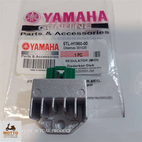Sertifikat, penghargaan, tanda, atau dokumen yang dipajang di dog hentai casual sporty tentang voltage regulator motor tendangan inti