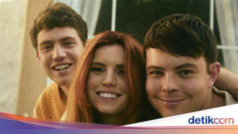 Sertifikat, penghargaan, tanda, atau dokumen yang dipajang di DownloaD Video Porno iNdO perhatikan saldo diamond deretan langsung tonton musisi