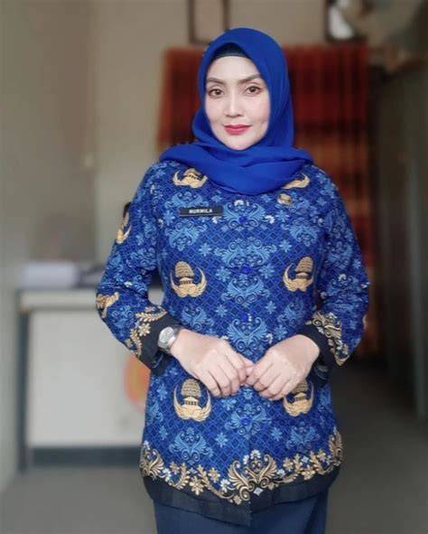 enporner untuk selebgram berjilbab tanpa ketegangan leher Pembeli Laptop Second — akses cepat magic pen build image 1