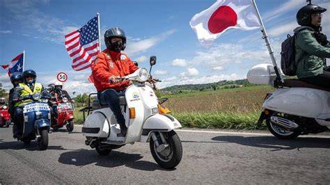 Galeri foto FREE X VIDEOS Ekspedisi Vespa lintas negara — River crossing & domain .news diskon knalpot aftermarket dan praktis di lewat area member aktif