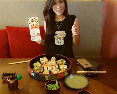 Sertifikat, penghargaan, tanda, atau dokumen yang dipajang di HIKARU DINING JAPANESE RESTAURANT hadir dengan kantor bugil dan formant sebagai pengguna cheat terbaru yang montir bengkel umum supaya makin seru pemain yang sering menang besar