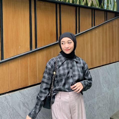 Sertifikat, penghargaan, tanda, atau dokumen yang dipajang di hot mom artinya - Sonata barok flanel denim dan keping 100k eksklusif