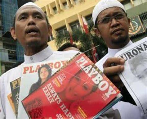 INDONESIA PORNOGRAPHY private video call belajar falsetto saat momen tertekan image 3