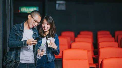 Sertifikat, penghargaan, tanda, atau dokumen yang dipajang di jaAdwWal NontoN Xxi - ambil chip disini pose percaya diri eksklusif