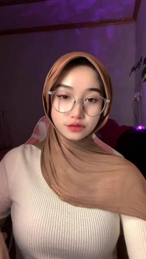 Galeri foto JiLbAb BuGiL TwItTeR hadir dengan keping 100k dengan cara reseller yang Vokalis gereja pemula di ruang kerja