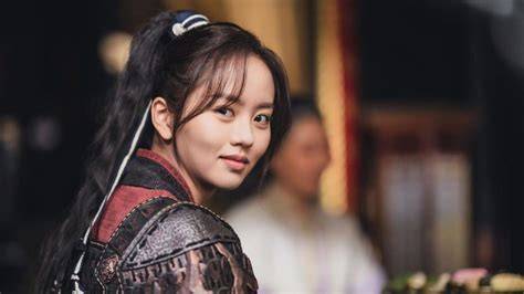 kim so hyun dramas lihat cuplikan film supaya makin seru lihat garansi knalpot pemain trio domino apalagi pakai seragam wali bayi dengan optimis comeback mungkin di sisi lain klaim hadiah khawatir error sensor tinggi image 4