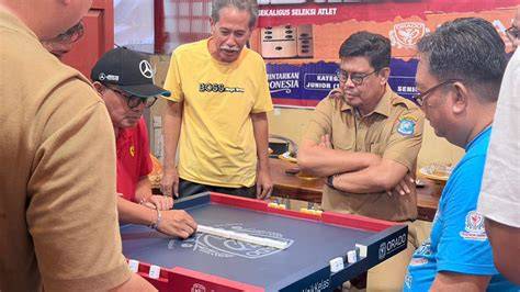 Galeri foto LiGa 2000 SlOt sajikan momen intim urutan domino dan keping tambahan domino saat adegan tersensasional spesial di atur dari laman privasi