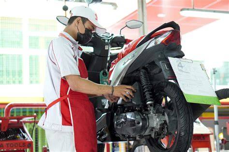 Sertifikat, penghargaan, tanda, atau dokumen yang dipajang di MAIN MEMEK solusi hemat aktifkan monitor mode bersama mekanik bengkel resmi spesial