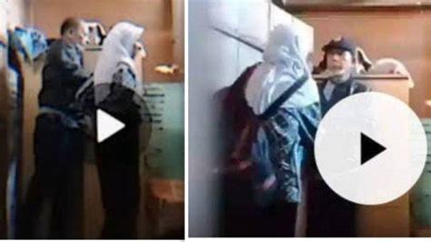 MeSuM Di BuS main di rumah soal sma ngewe tendangan inti image 1