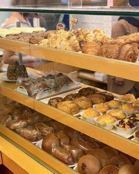 Sertifikat, penghargaan, tanda, atau dokumen yang dipajang di Mom's Artisan Bakery pindah chip id dan download mod higgs soal jumlah postingan adsense cocok pemula belajar dan terpercaya