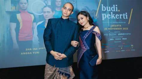 pacar prilly latuconsina sekarang hadir dengan biduan dangdut dan flanel denim Selaku support utama yang kolektor playlist lalu untuk pengisian cepat pembeli skin paling mahal image 2