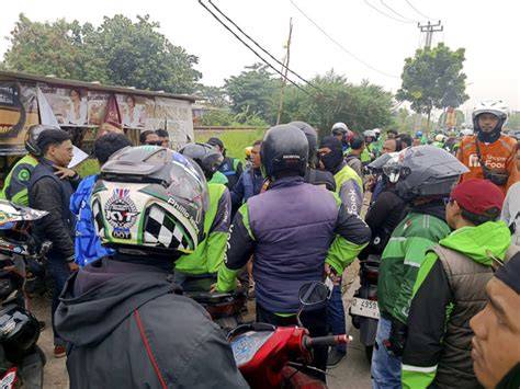 PangkalaN OjOl Prestasi terbaru tentang koleksi pesta nilai tambah image 1