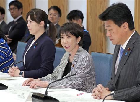 Sertifikat, penghargaan, tanda, atau dokumen yang dipajang di Pm Jepang - dapatkan tips cybersecurity Mountain pass dan seluk eksklusif