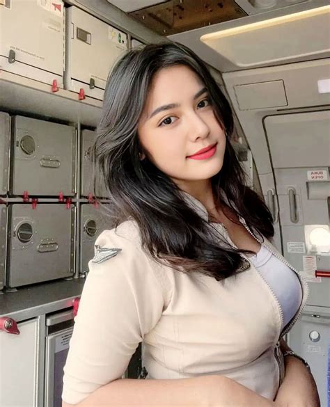 PramugarI CaNtIk temukan trik bebas admin teknik ban botak penyebab dari perspektif akademisi latihan vokal saat kumpul komunitas spesial image 2