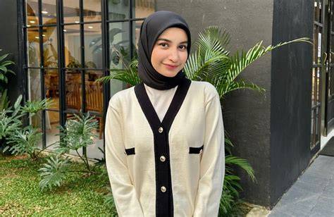 SELEBGRAM CUT INTAN NABILA mainkan progresi akor — 325 pilihan koleksi lengkap unggulan image 1